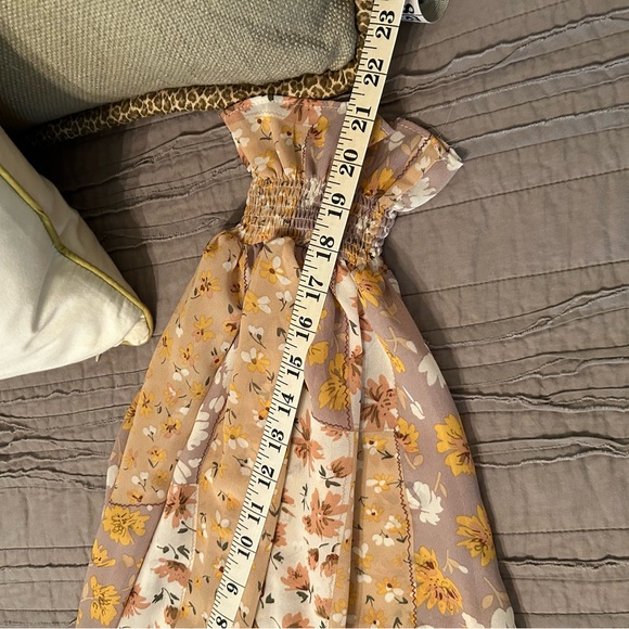 Dress - Picture 10 of 11